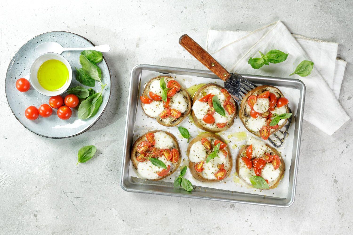 RZNL181003_032_Aubergine Pizzette